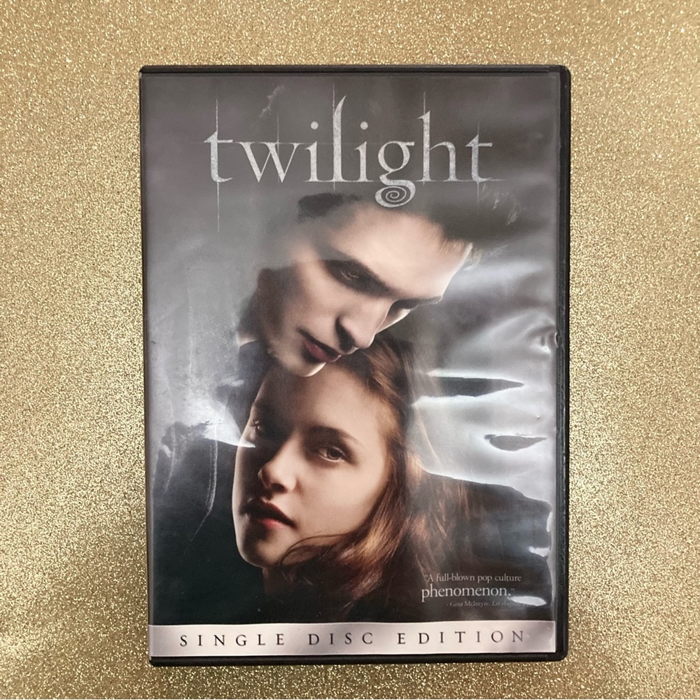 Twilight DVD - Picture 1 of 3